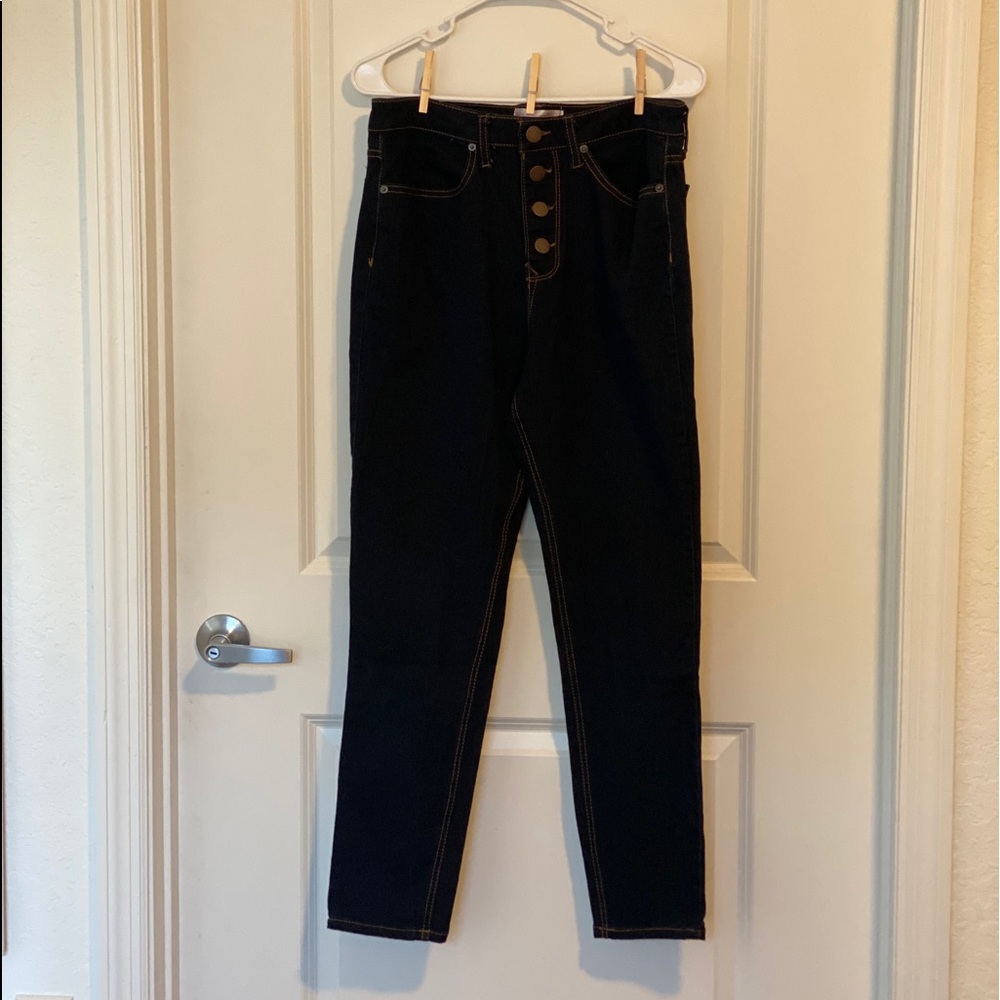 Skinny jeans
